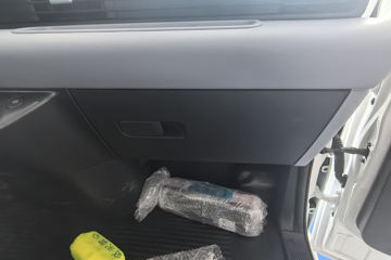 ���ǵ�T4 �Ƽ��� 3.99�׵��Ŵ��綯�����Ῠ ����62kWhͼƬ