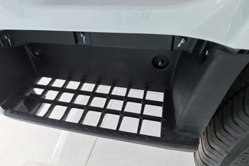 ���ǵ�T4 �Ƽ��� 3.99�׵��Ŵ��綯�����Ῠ ����62kWhͼƬ