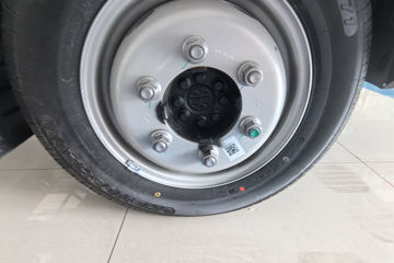 ���ǵ�T4 �Ƽ��� 3.99�׵��Ŵ��綯�����Ῠ ����62kWhͼƬ