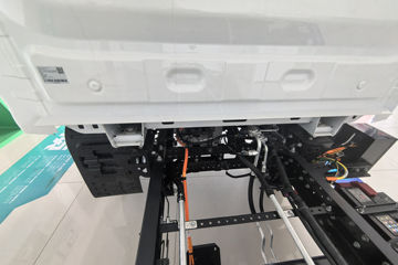 ���ǵ�T4 �Ƽ��� 3.99�׵��Ŵ��綯�����Ῠ ����62kWhͼƬ