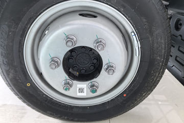 ���ǵ�T4 �Ƽ��� 3.99�׵��Ŵ��綯�����Ῠ ����62kWhͼƬ