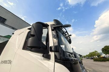 ���ǵ�Q3 6X4 ���綯ǣ���� ����452kWhͼƬ