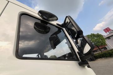 ���ǵ�Q3 6X4 ���綯ǣ���� ����452kWhͼƬ
