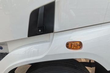 ���ǵ�Q3 6X4 ���綯ǣ���� ����452kWhͼƬ