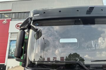 ���ǵ�Q3 6X4 ���綯ǣ���� ����452kWhͼƬ