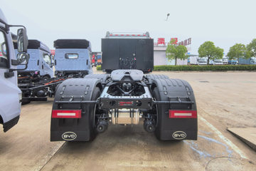 ���ǵ�Q3 6X4 ���綯ǣ���� ����452kWhͼƬ