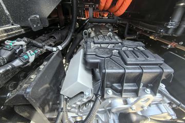 ���ǵ�Q3 6X4 ���綯ǣ���� ����452kWhͼƬ