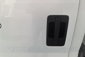 ���ǵ�T4 �Ƽ��� 3.7�׵��Ŵ��綯��ʽ�Ῠ ����62.36kWhͼƬ