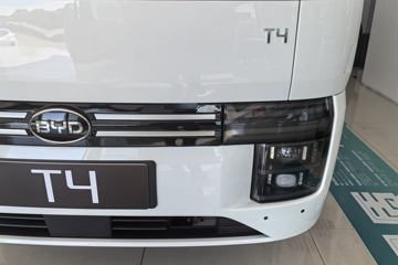 ���ǵ�T4 �Ƽ��� 3.7�׵��Ŵ��綯��ʽ�Ῠ ����62.36kWhͼƬ