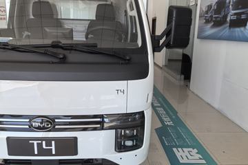 ���ǵ�T4 �Ƽ��� 3.7�׵��Ŵ��綯��ʽ�Ῠ ����62.36kWhͼƬ