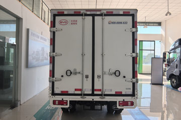 ���ǵ�T4 �Ƽ��� 3.7�׵��Ŵ��綯��ʽ�Ῠ ����62.36kWhͼƬ