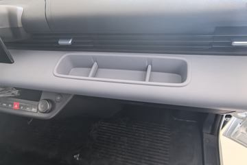 ���ǵ�T4 �Ƽ��� 3.7�׵��Ŵ��綯��ʽ�Ῠ ����62.36kWhͼƬ