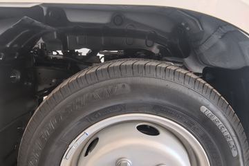 ���ǵ�T4 �Ƽ��� 3.7�׵��Ŵ��綯��ʽ�Ῠ ����62.36kWhͼƬ