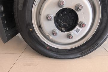 ���ǵ�T4 �Ƽ��� 3.7�׵��Ŵ��綯��ʽ�Ῠ ����62.36kWhͼƬ