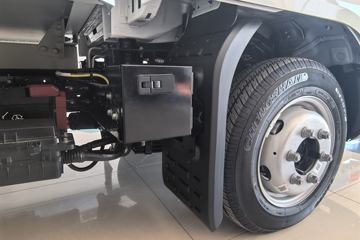 ���ǵ�T4 �Ƽ��� 3.7�׵��Ŵ��綯��ʽ�Ῠ ����62.36kWhͼƬ