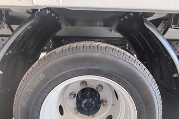 ���ǵ�T4 �Ƽ��� 3.7�׵��Ŵ��綯��ʽ�Ῠ ����62.36kWhͼƬ
