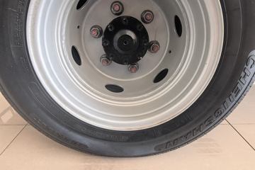 ���ǵ�T4 �Ƽ��� 3.7�׵��Ŵ��綯��ʽ�Ῠ ����62.36kWhͼƬ