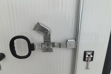 ���ǵ�T4 �Ƽ��� 3.7�׵��Ŵ��綯��ʽ�Ῠ ����62.36kWhͼƬ