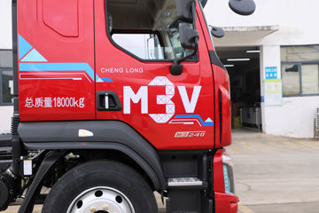 ������������M3V 240���� 4X2 8.3����������ʽ�ػ���ͼƬ