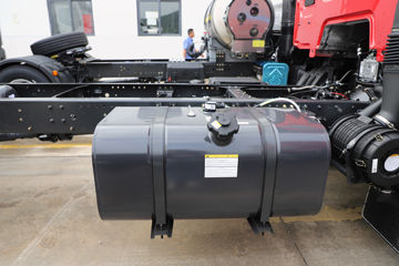 ������������M3V 240���� 4X2 8.3����������ʽ�ػ���ͼƬ