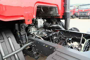 ������������M3V 240���� 4X2 8.3����������ʽ�ػ���ͼƬ