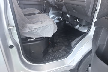 ������Խ����S5 ������ 1.6L CNG 105���� ������5�� 3.8�׵�������΢��ͼƬ