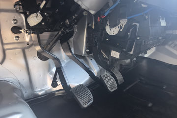 ������Խ����S5 ������ 1.6L CNG 105���� ������5�� 3.8�׵�������΢��ͼƬ
