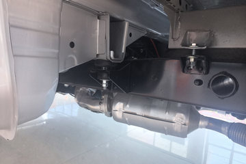 ������Խ����S5 ������ 1.6L CNG 105���� ������5�� 3.8�׵�������΢��ͼƬ