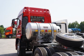 ��������HOWO TX7-N ��Ч�� 12.5L LNG 480���� 6X4 �й�����12�� ǣ����ͼƬ