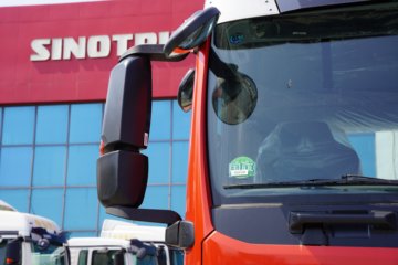 ��������HOWO TX7-N ��Ч�� 12.5L LNG 480���� 6X4 �й�����12�� ǣ����ͼƬ