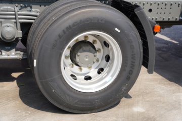 ��������HOWO TX7-N ��Ч�� 12.5L LNG 480���� 6X4 �й�����12�� ǣ����ͼƬ