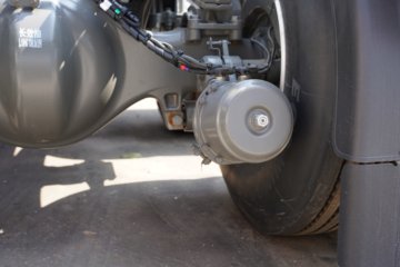 ��������HOWO TX7-N ��Ч�� 12.5L LNG 480���� 6X4 �й�����12�� ǣ����ͼƬ