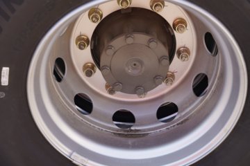��������HOWO TX7-N ��Ч�� 12.5L LNG 480���� 6X4 �й�����12�� ǣ����ͼƬ