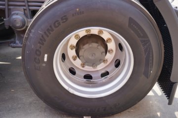 ��������HOWO TX7-N ��Ч�� 12.5L LNG 480���� 6X4 �й�����12�� ǣ����ͼƬ