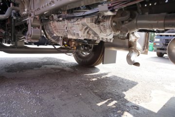 ��������HOWO TX7-N ��Ч�� 12.5L LNG 480���� 6X4 �й�����12�� ǣ����ͼƬ