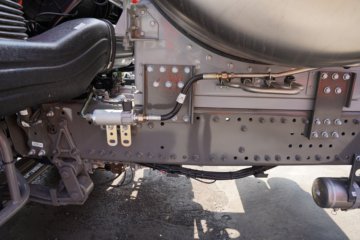 ��������HOWO TX7-N ��Ч�� 12.5L LNG 480���� 6X4 �й�����12�� ǣ����ͼƬ