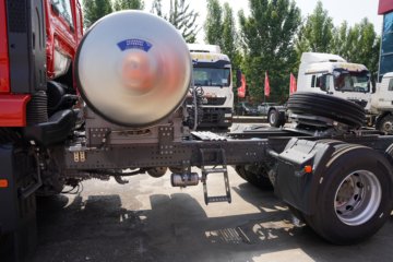 ��������HOWO TX7-N ��Ч�� 12.5L LNG 480���� 6X4 �й�����12�� ǣ����ͼƬ