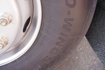 ��������HOWO TX7-N ��Ч�� 12.5L LNG 480���� 6X4 �й�����12�� ǣ����ͼƬ