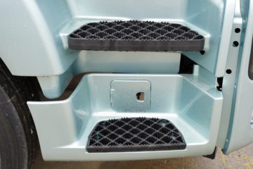 �����ǵ¿�SITRAK G5 330���� 4X2 ���� AMT�Զ��� 6.9����س�ͼƬ