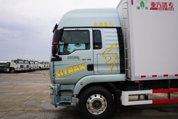 �����ǵ¿�SITRAK G5 330���� 4X2 ���� AMT�Զ��� 6.9����س�ͼƬ