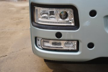 �����ǵ¿�SITRAK G5 330���� 4X2 ���� AMT�Զ��� 6.9����س�ͼƬ