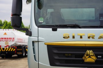 �����ǵ¿�SITRAK G5 330���� 4X2 ���� AMT�Զ��� 6.9����س�ͼƬ
