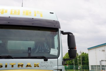 �����ǵ¿�SITRAK G5 330���� 4X2 ���� AMT�Զ��� 6.9����س�ͼƬ