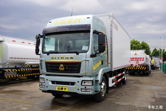 �����ǵ¿�SITRAK G5 330���� 4X2 ���� AMT�Զ��� 6.9����س�