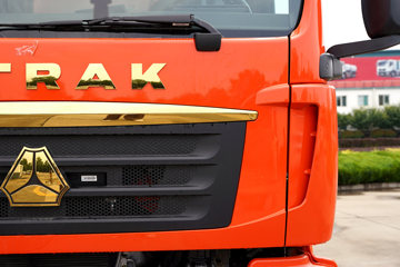 �����ǵ¿�SITRAK G5 ȫ��֮�� 290���� 4X2 6.8����س�ͼƬ