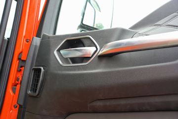 �����ǵ¿�SITRAK G5 ȫ��֮�� 290���� 4X2 6.8����س�ͼƬ