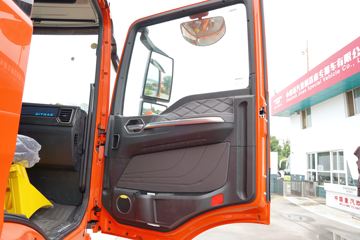 �����ǵ¿�SITRAK G5 ȫ��֮�� 290���� 4X2 6.8����س�ͼƬ