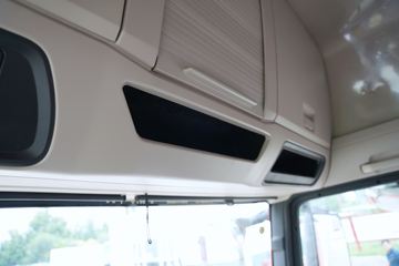 �����ǵ¿�SITRAK G5 ȫ��֮�� 290���� 4X2 6.8����س�ͼƬ