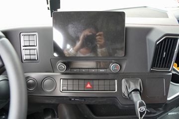 �����ǵ¿�SITRAK G5 ȫ��֮�� 290���� 4X2 6.8����س�ͼƬ