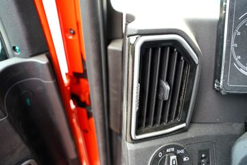 �����ǵ¿�SITRAK G5 ȫ��֮�� 290���� 4X2 6.8����س�ͼƬ